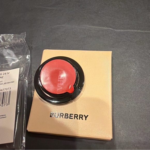 Burberry Phone ring - Picture 7 of 8